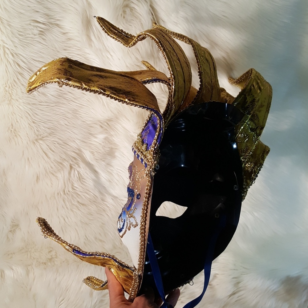 Masquerade π₯ Jester Mask - Picture 5 of 8